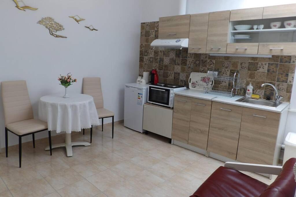 Kliklis Apartment Heraklion Exteriör bild
