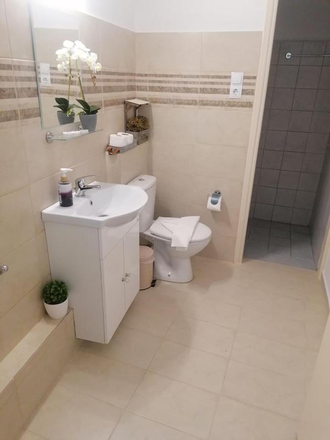 Kliklis Apartment Heraklion Exteriör bild